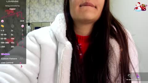 Snapshot of _alaia_collway_ chatting on 12-12-24, 11:40 Alaia online show from 12-12-24, 11:40
