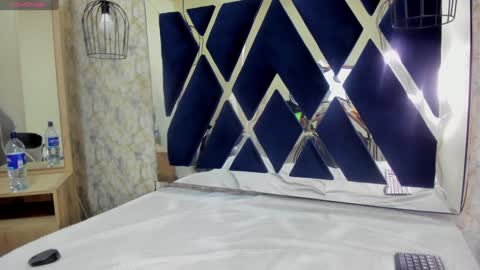 Snapshot of _alaia_collway_ chatting on 01-18-25, 02:55 Alaia online show from 01-18-25, 02:55