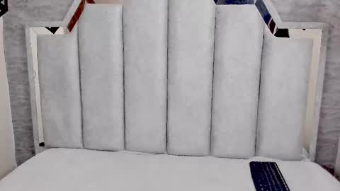 Snapshot of _alaia_collway_ chatting on 02-18-25, 03:21 Alaia online show from 02-18-25, 03:21