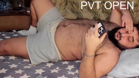 Snapshot of _alan_bear_ chatting on 02-24-25, 08:14 Alan online show from 02-24-25, 08:14