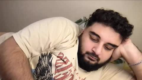 Snapshot of _alan_bear_ chatting on 10-30-25, 11:27 Alan online show from 10-30-25, 11:27