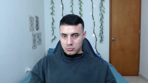 Alex online show from 03-11-25, 01:26