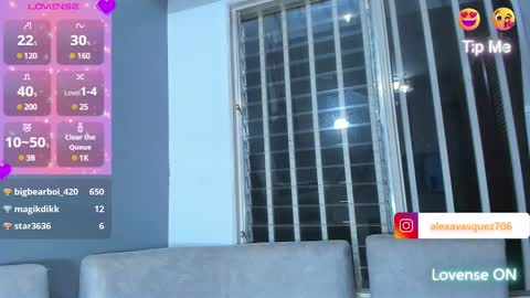 Snapshot of _alexafoxx_ chatting on 02-09-25, 07:05 Alexa Vsquez online show from 02-09-25, 07:05