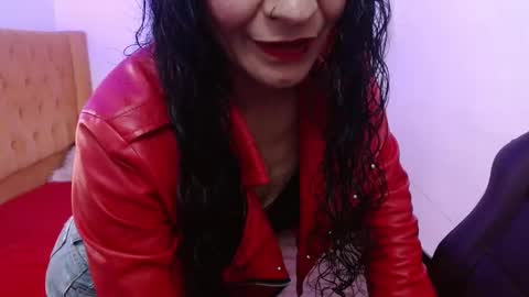 Snapshot of _alexandrajones chatting on 02-10-25, 06:56 Alexandra online show from 02-10-25, 06:56