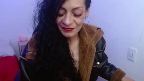 Snapshot of _alexandrajones chatting on 02-21-25, 08:40 Alexandra online show from 02-21-25, 08:40