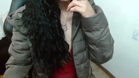 Snapshot of _alexandrajones chatting on 03-11-25, 04:54 Alexandra online show from 03-11-25, 04:54