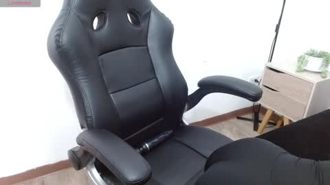 Snapshot of _alexandrajones chatting on 09-14-25, 12:59 Alexandra online show from 09-14-25, 12:59