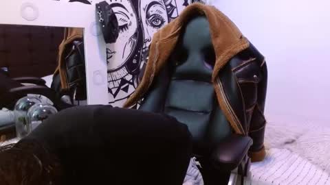 Alexandra online show from 01-06-26, 02:04