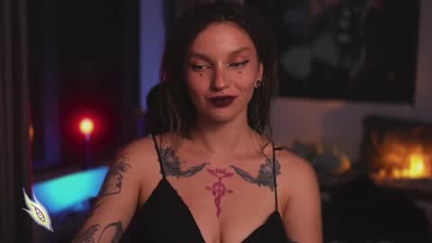 Snapshot of _alicemorrison_ chatting on 02-10-25, 04:36 Alice Morrison Mistress Datura online show from 02-10-25, 04:36