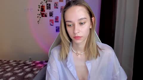 Alice online show from 02-24-25, 04:15
