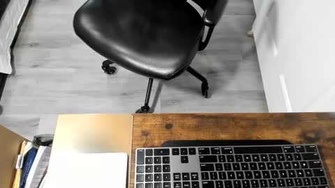Snapshot of _all_access_ chatting on 04-17-26, 12:46 _all_access_ online show from 04-17-26, 12:46