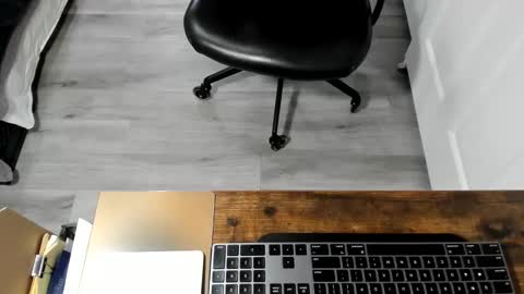 Snapshot of _all_access_ chatting on 05-01-26, 05:28 _all_access_ online show from 05-01-26, 05:28