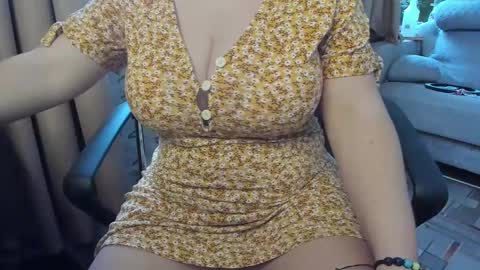 lisa online show from 02-15-25, 12:22