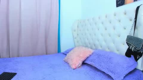 Snapshot of _analia chatting on 03-01-25, 03:21 Analia online show from 03-01-25, 03:21