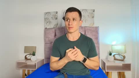 _andrewfalcon2 online show from 01-20-25, 12:18