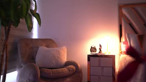 Snapshot of _andyy__ chatting on 10-21-25, 08:53 Andy online show from 10-21-25, 08:53