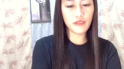 Snapshot of _angelari_ chatting on 09-27-25, 05:56 Pearl online show from 09-27-25, 05:56