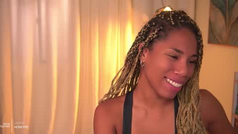 Angie -  online show from 10-03-25, 09:56