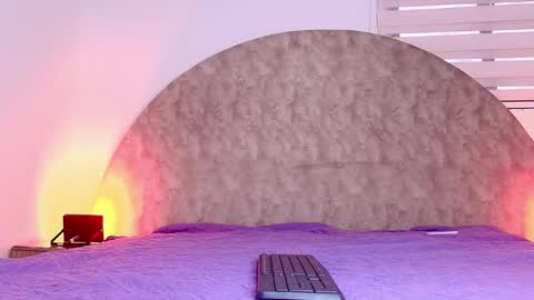 Snapshot of _aniisha_ chatting on 02-18-26, 07:43 Any online show from 02-18-26, 07:43