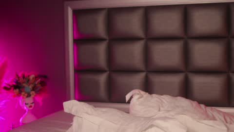 Snapshot of _anna_bloom chatting on 02-06-25, 11:26 Anna online show from 02-06-25, 11:26