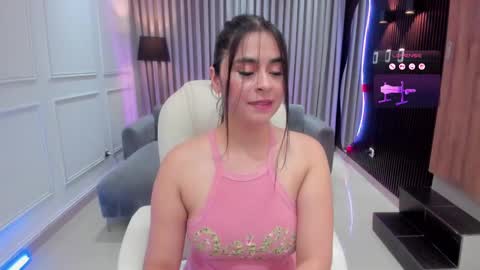 Ana online show from 02-19-25, 07:27