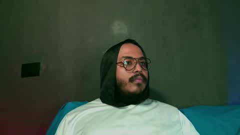 Annie Andrick online show from 10-15-25, 01:11