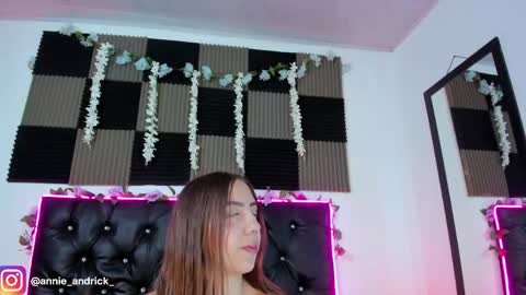 Annie Andrick online show from 05-03-26, 07:58