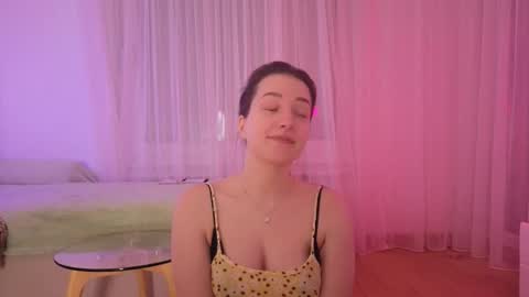 Snapshot of _annieone chatting on 02-18-26, 06:15 Anna online show from 02-18-26, 06:15