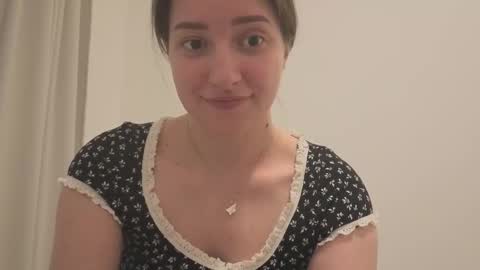 Snapshot of _annieone chatting on 03-20-26, 03:39 Anna online show from 03-20-26, 03:39