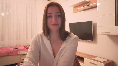 Snapshot of _annieone chatting on 04-22-26, 11:45 Anna online show from 04-22-26, 11:45