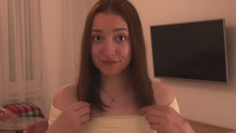 Snapshot of _annieone chatting on 04-25-26, 03:42 Anna online show from 04-25-26, 03:42