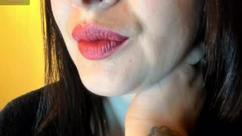 antonia online show from 10-25-25, 10:23