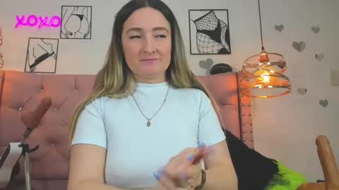 _antonella_11 online show from 10-10-25, 07:13