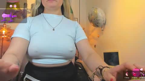 _antonella_11 online show from 11-25-25, 10:54