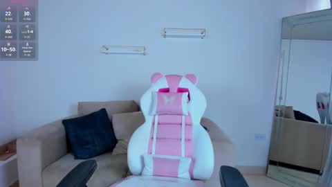 Snapshot of _april_smith_ chatting on 02-20-26, 12:16 online show from 02-20-26, 12:16