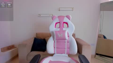 Snapshot of _april_smith_ chatting on 03-13-26, 01:29 online show from 03-13-26, 01:29