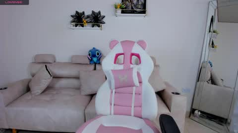    online show from 05-09-26, 12:32