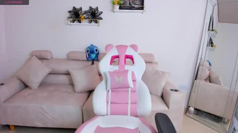    online show from 05-12-26, 12:13