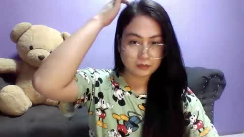Snapshot of _arah chatting on 09-11-25, 01:28 arah online show from 09-11-25, 01:28