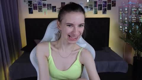 _ash_leyy_ online show from 10-13-25, 01:27