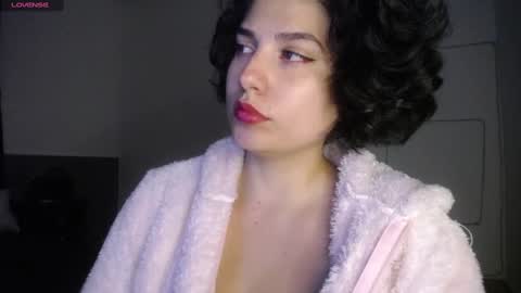 atenea online show from 01-04-25, 10:55