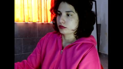 atenea online show from 10-02-25, 02:35