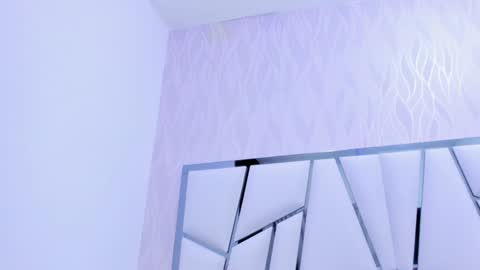 Snapshot of _aurora18 chatting on 01-24-25, 09:17 Aura online show from 01-24-25, 09:17