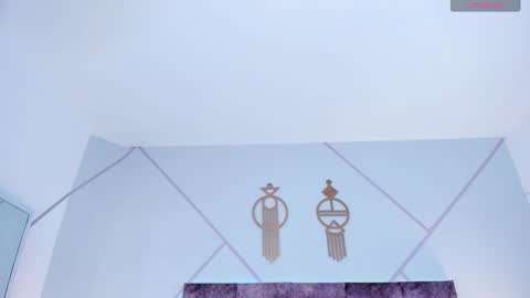 _aurora_collins_ online show from 11-18-25, 01:15