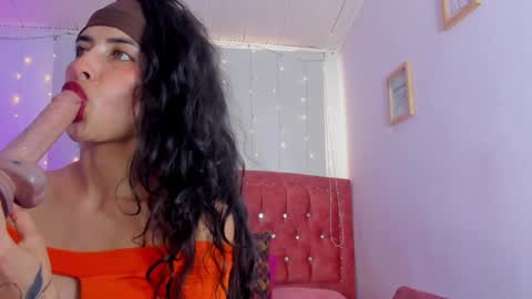 Aurora online show from 12-19-24, 04:46