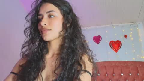 Aurora online show from 02-10-25, 10:09