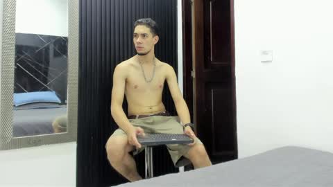 Snapshot of _axel_09 chatting on 04-14-26, 03:56 _axel_09 online show from 04-14-26, 03:56