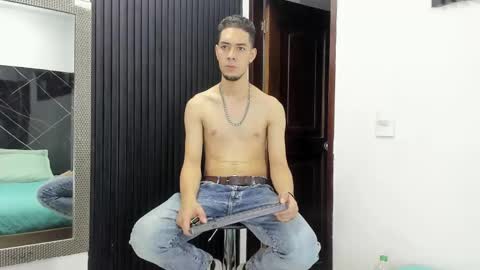 Snapshot of _axel_09 chatting on 05-01-26, 03:55 _axel_09 online show from 05-01-26, 03:55