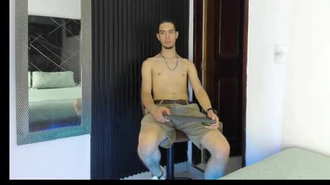 Snapshot of _axel_09 chatting on 05-08-26, 04:07 _axel_09 online show from 05-08-26, 04:07