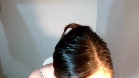 Snapshot of _ayesha19 chatting on 10-23-25, 09:19 yesha3 online show from 10-23-25, 09:19